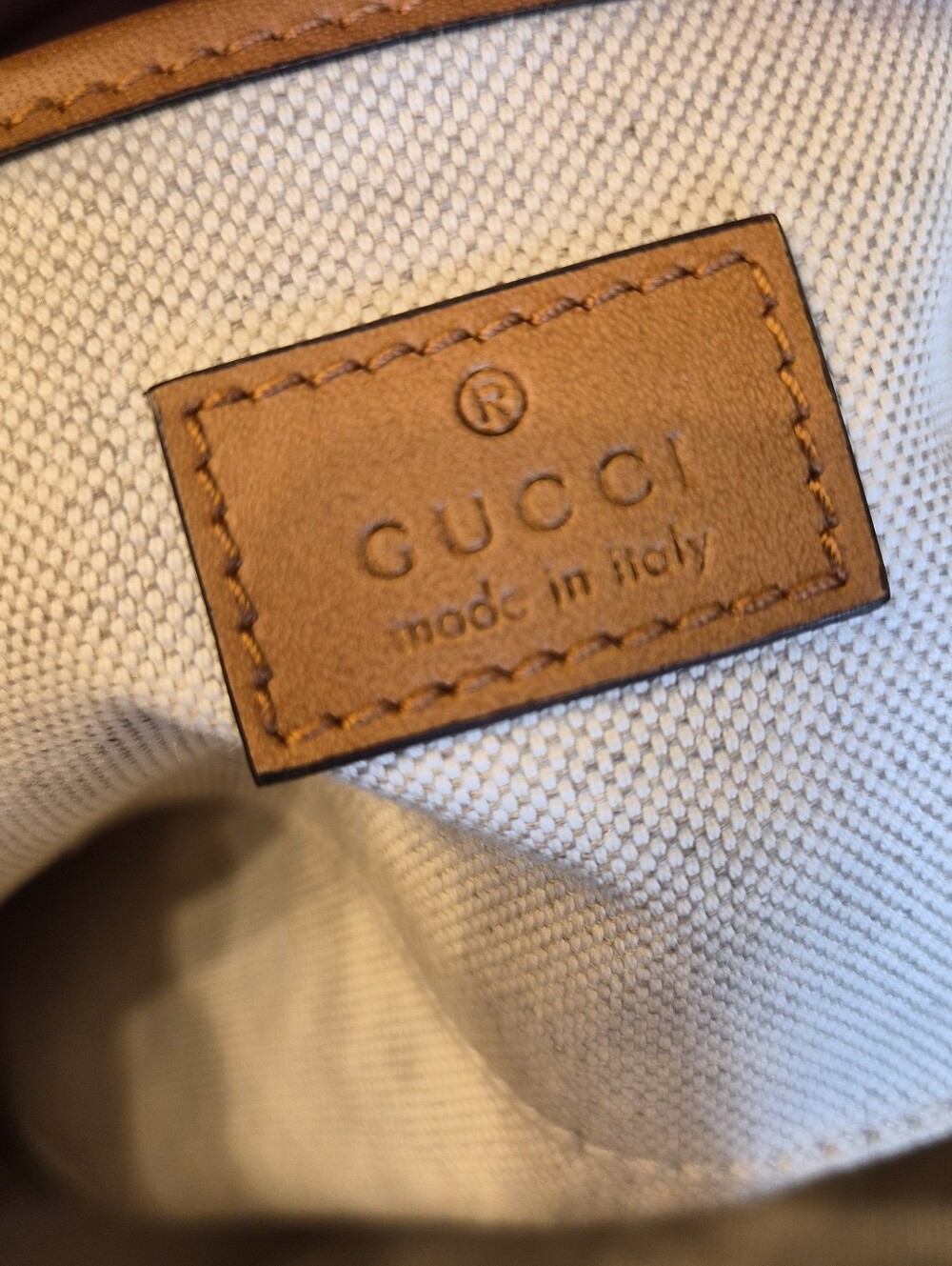 Authentic Gucci Horsebit 1955 bag featuring beige and brown oversized GG canvas - Picture 10 of 14
